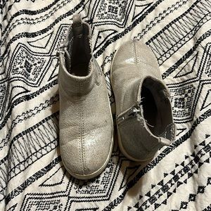 Carters girl boots